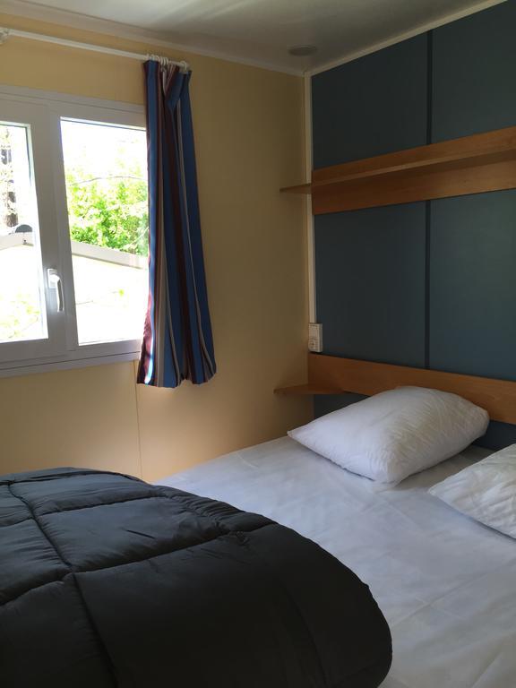 Camping Calme Et Nature Castellane Exteriör bild